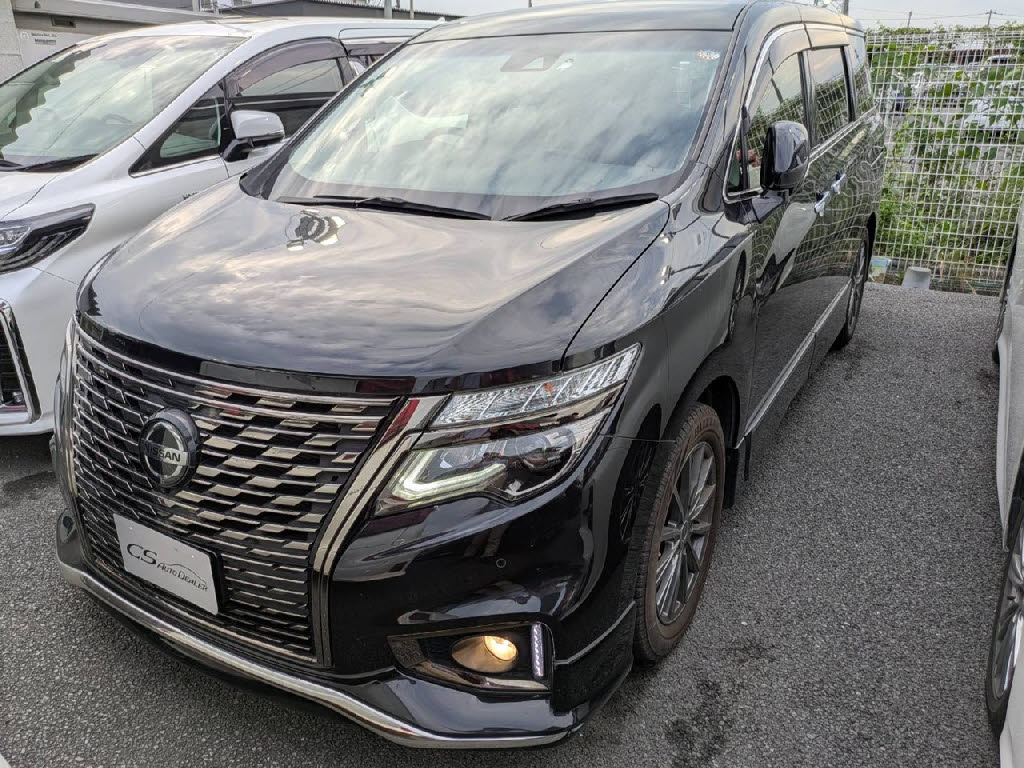 エルグランド　２５０ハイウェイスタープレミアムアーバンクロム　禁煙