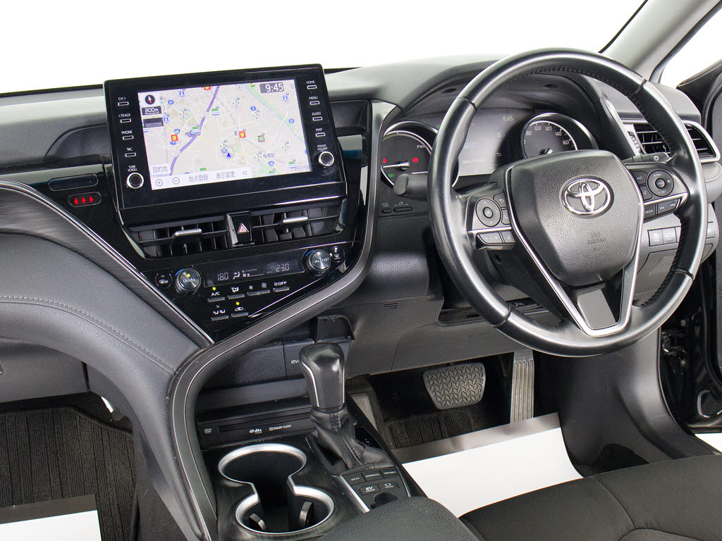 ★使いやすさや安全性を追求したステアリン
グ周り！高級車ゆえにスイッチ類が多いのも
特徴ですね！考え尽くされた配置ですぐに使
いこなす事が出来ますのでご安心下さい！是
非、体感してみて下さい！！