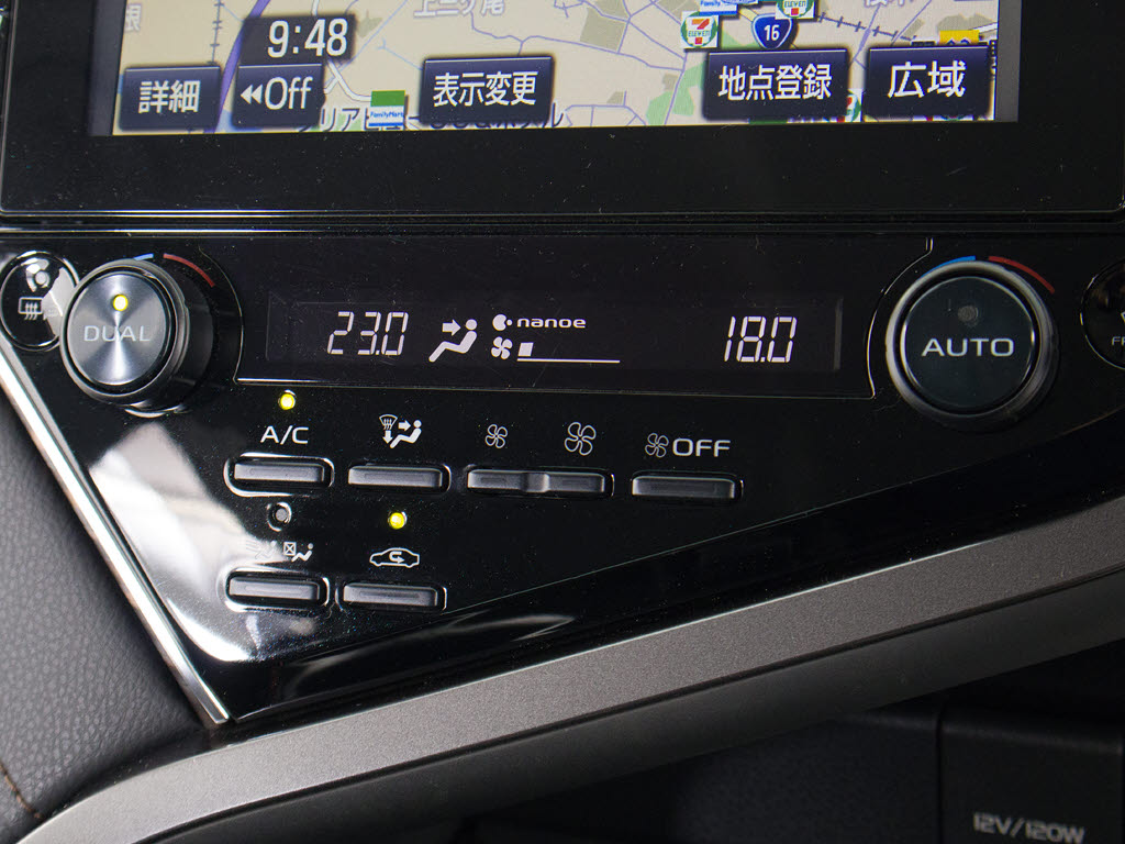★使いやすさや安全性を追求したステアリン
グ周り！高級車ゆえにスイッチ類が多いのも
特徴ですね！考え尽くされた配置ですぐに使
いこなす事が出来ますのでご安心下さい！是
非、体感してみて下さい！！