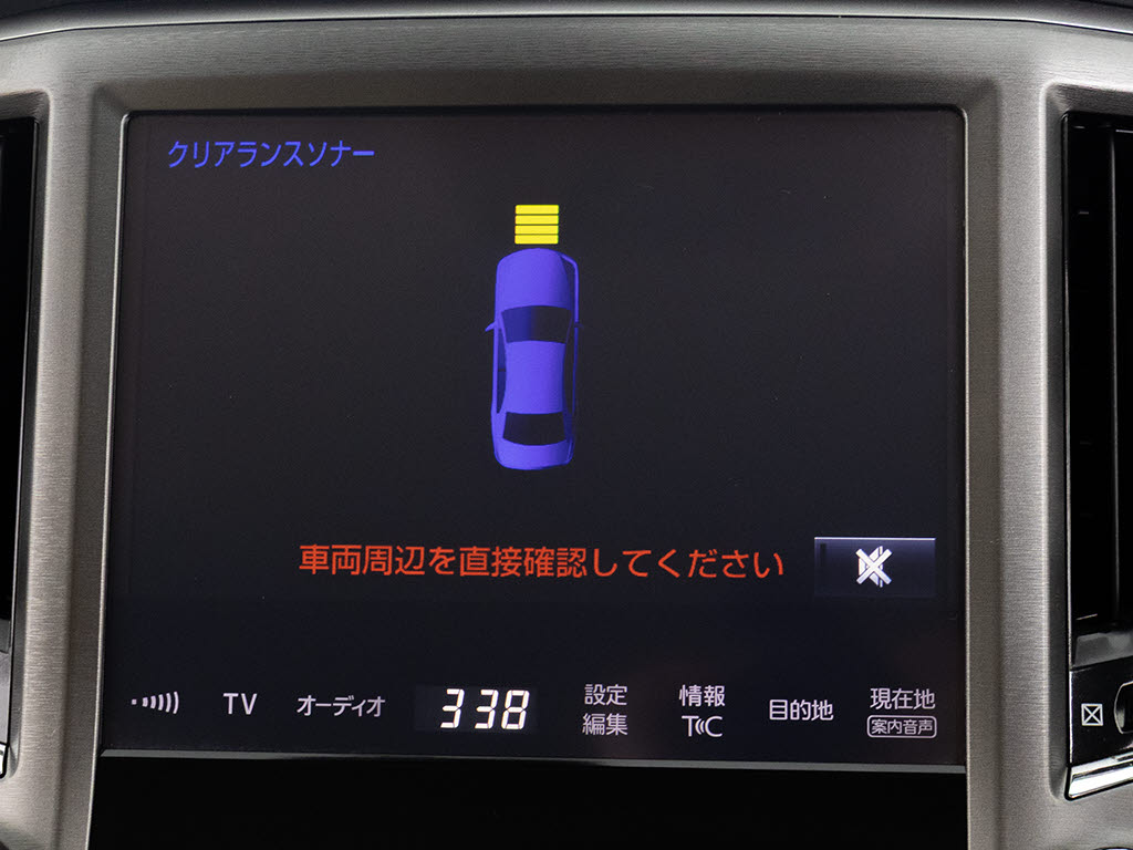 クリアランスソナーが付いています！フロン
ト＆リアにセンサーがあり、障害物に近づく
と警告音が鳴りドライバーへお知らせ！すご
く便利な人気装備です！！