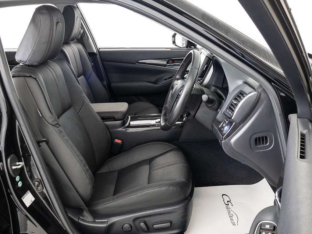 ★シートヒーターを装備しています！高級車
ならではの装備です！