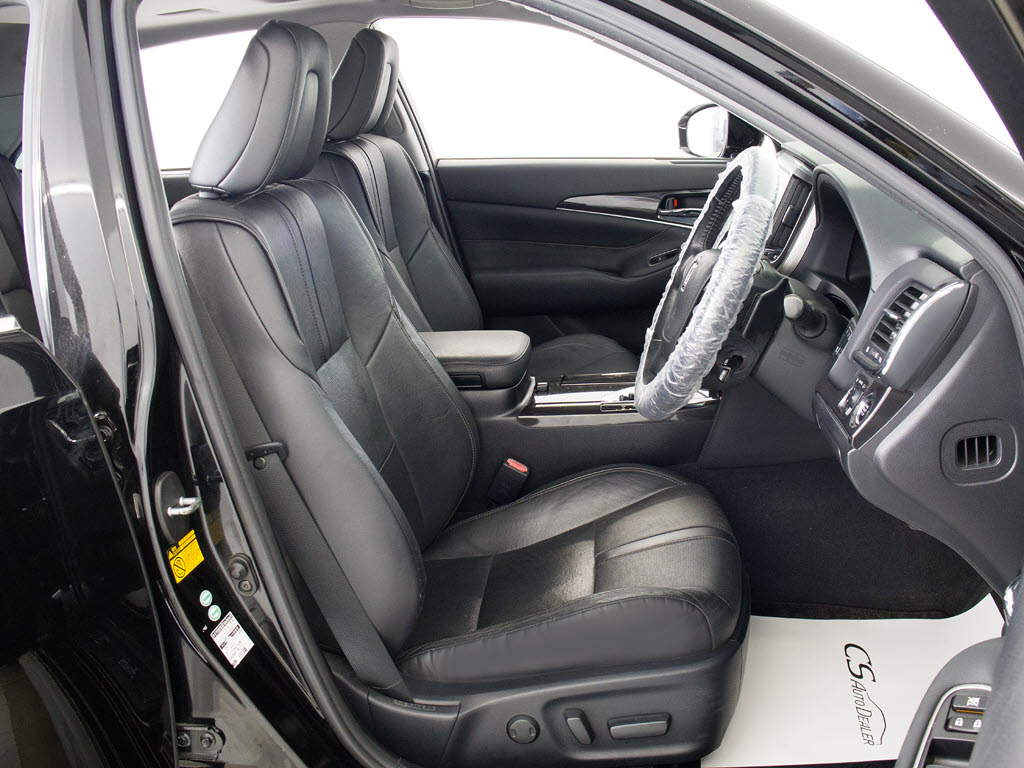 快適エアシート＆シートヒーターを装備して
います！高級車ならではの装備です！シート
が暖まる機能！シートから冷風が出る機能！
どちらも付いています！！寒い冬も、暑い夏
も快適にご乗車頂けます！！