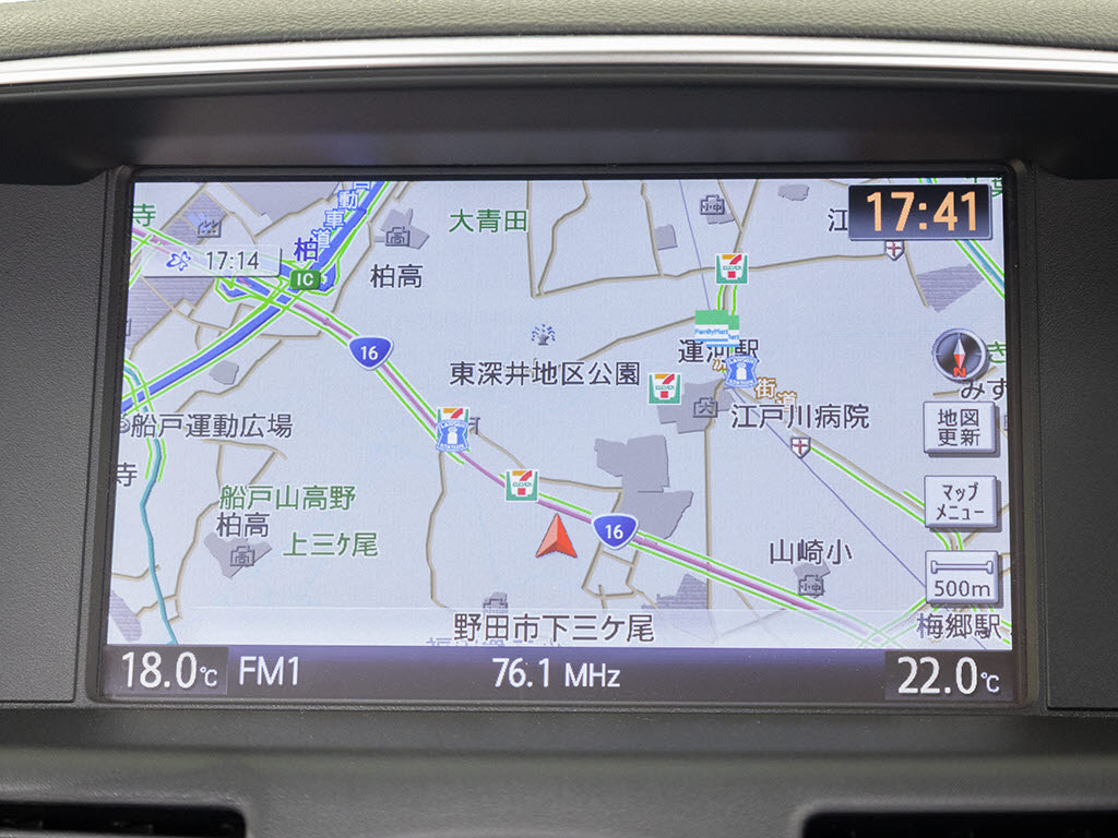 インテリジェントクルーズコントロール　　
ミリ波レーダーと単眼カメラで先行車を認識
し、車速に応じた車間距離を保ちながら追従
走行を支援します。