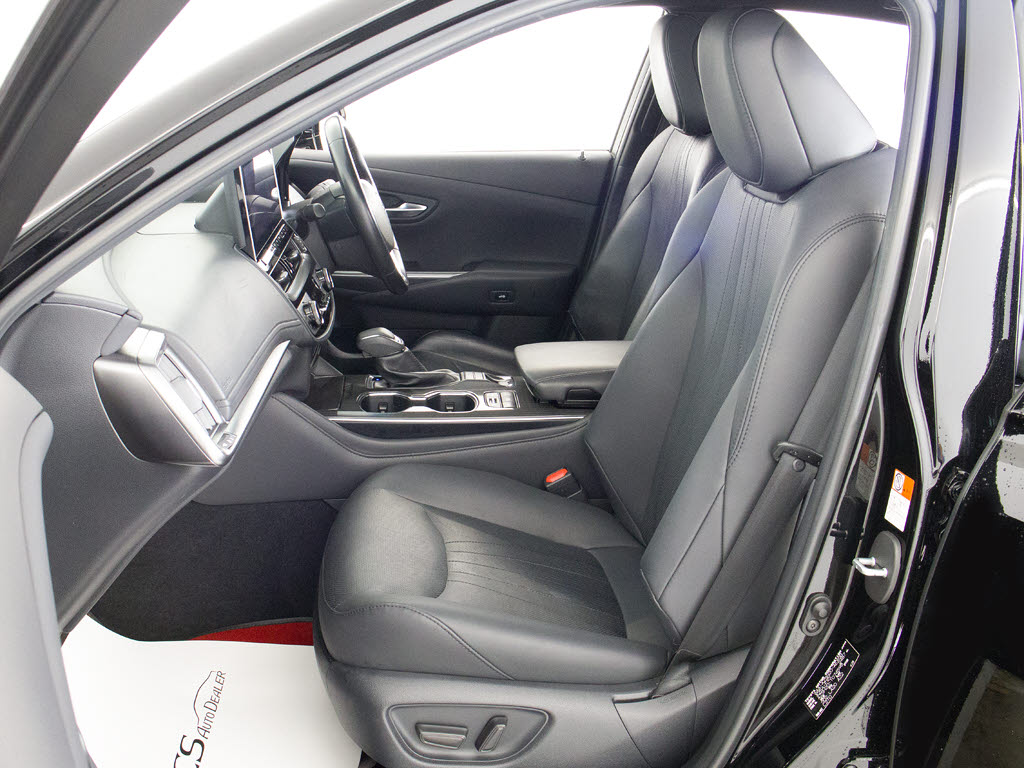 快適エアシート＆シートヒーターを装備して
います！高級車ならではの装備です！シート
が暖まる機能！シートから冷風が出る機能！
どちらも付いています！！寒い冬も、暑い夏
も快適にご乗車頂けます！！