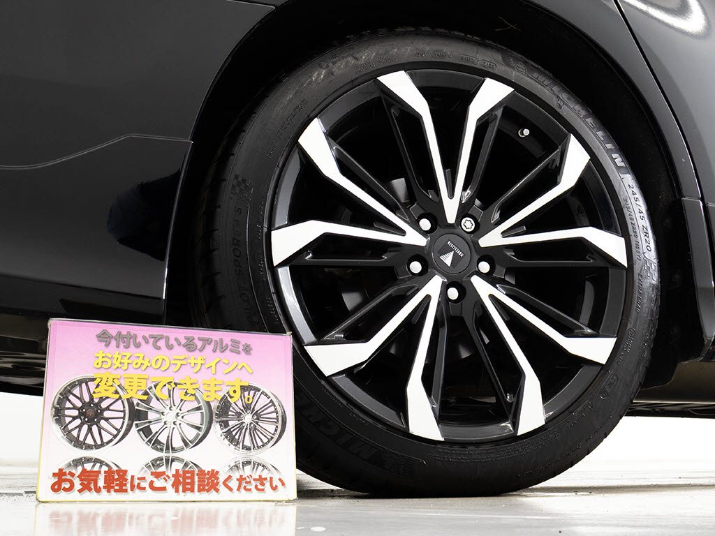 モデリスタ20インチアルミホイール＆装着車
です！