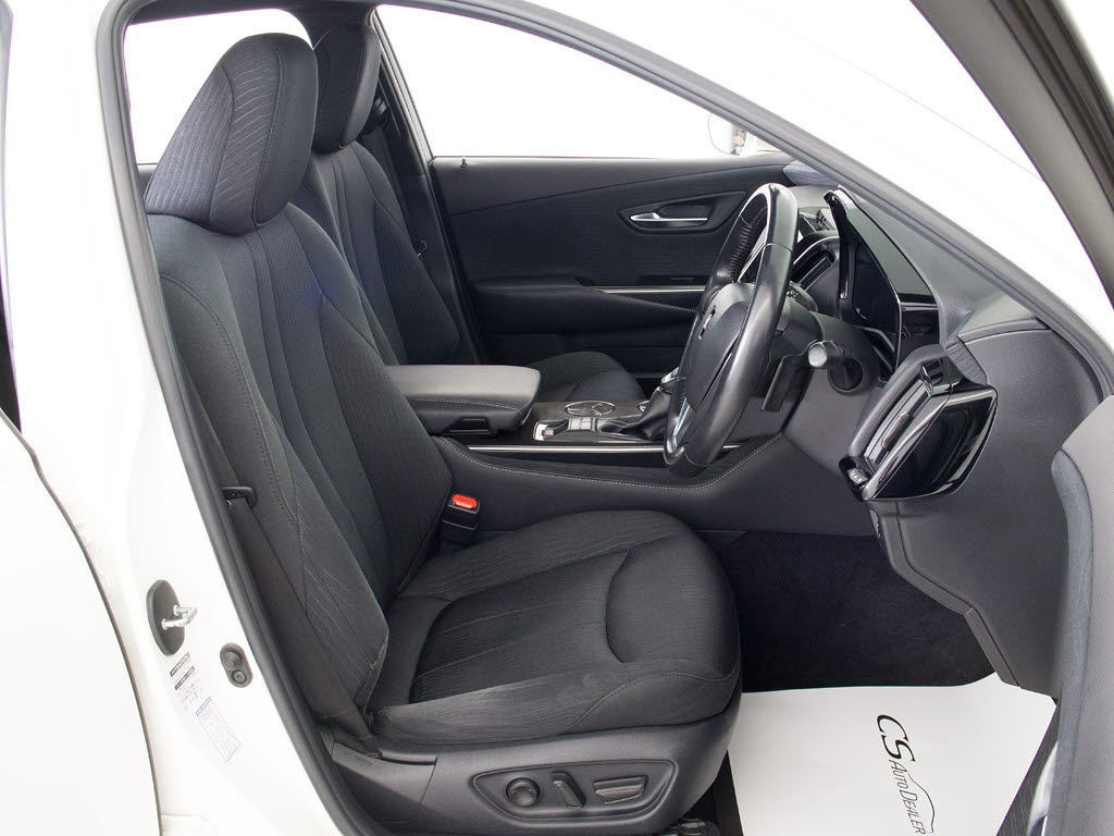 ★シートヒーターを装備しています！高級車
ならではの装備です！