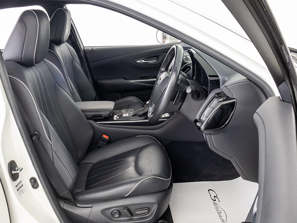 快適エアシート＆シートヒーターを装備して
います！高級車ならではの装備です！シート
が暖まる機能！シートから冷風が出る機能！
どちらも付いています！！寒い冬も、暑い夏
も快適にご乗車頂けます！！