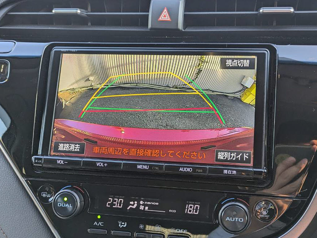 カラーバックモニターがついております！ス
テアリング連動ガイドラインが映し出される
ので、駐車の際に非常に役に立ちます！！