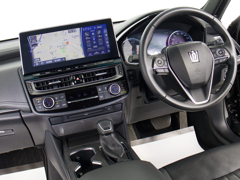 使いやすさや安全性を追求したステアリング
周り！高級車ゆえにスイッチ類が多いのも特
徴ですね！考え尽くされた配置ですぐに使い
こなす事が出来ますのでご安心下さい！是非
、体感してみて下さい！！