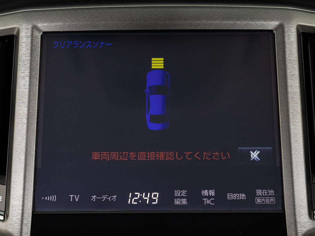クリアランスソナーが付いています！フロン
ト＆リアにセンサーがあり、障害物に近づく
と警告音が鳴りドライバーへお知らせ！すご
く便利な人気装備です！！