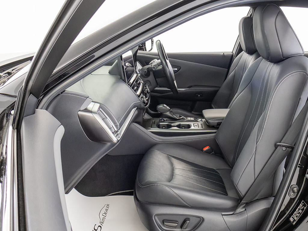 快適エアシート＆シートヒーターを装備して
います！高級車ならではの装備です！シート
が暖まる機能！シートから冷風が出る機能！
どちらも付いています！！寒い冬も、暑い夏
も快適にご乗車頂けます！！