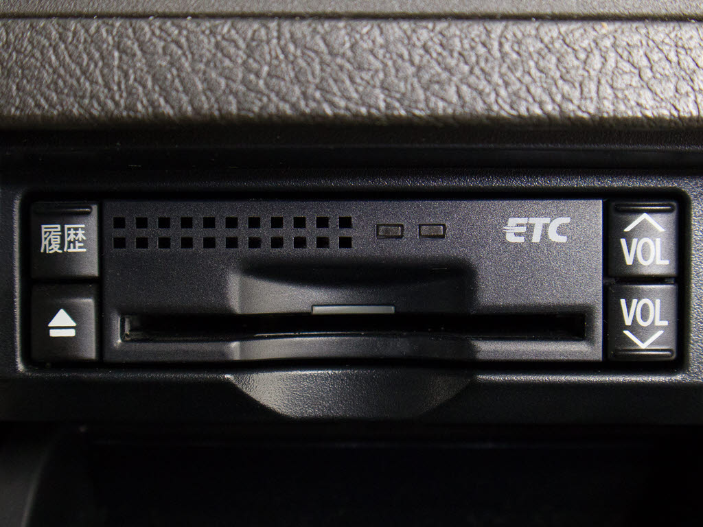 ★ETCが装備されています！！高速道路を利
用する際は必需品ですよね！！ストレス無く
料金所を通過出来ます！