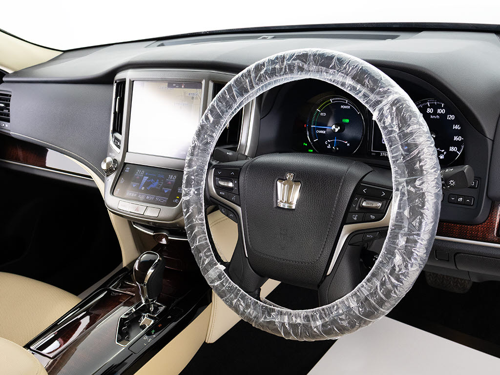 ★使いやすさや安全性を追求したステアリン
グ周り！高級車ゆえにスイッチ類が多いのも
特徴ですね！考え尽くされた配置ですぐに使
いこなす事が出来ますのでご安心下さい！是
非、体感してみて下さい！！