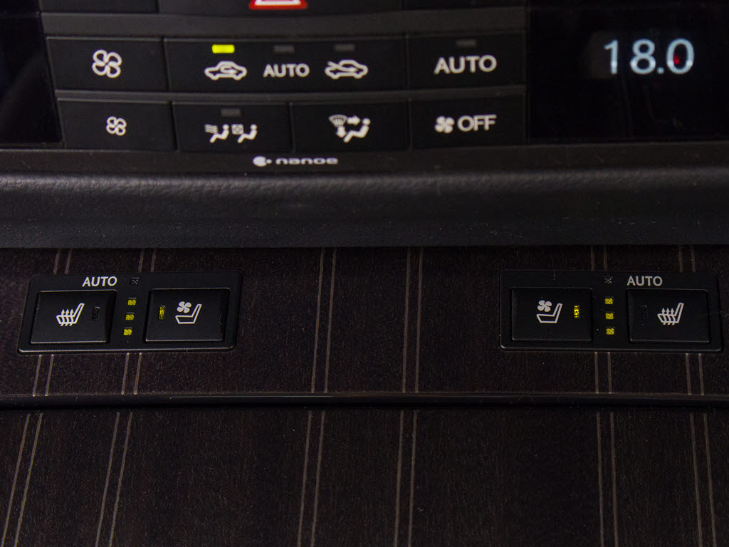 エアシート＆シートヒーターを完備しており
ますのでオールシーズン快適にご乗車頂けま
す。