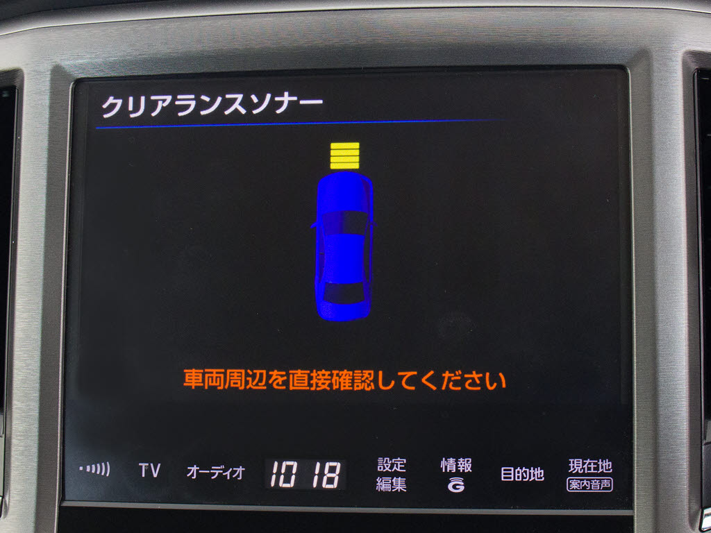 クリアランスソナーが付いています！フロン
ト＆リアにセンサーがあり、障害物に近づく
と警告音が鳴りドライバーへお知らせ！すご
く便利な人気装備です！！