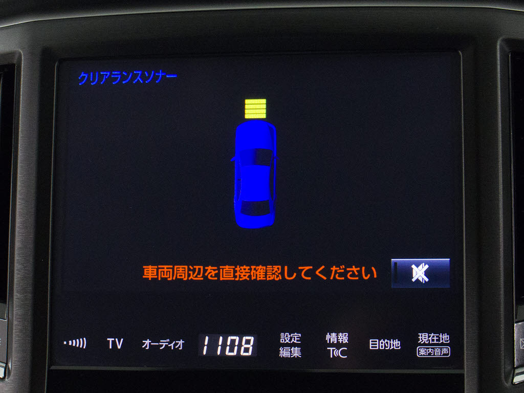 クリアランスソナーが付いています！フロン
ト＆リアにセンサーがあり、障害物に近づく
と警告音が鳴りドライバーへお知らせ！すご
く便利な人気装備です！！