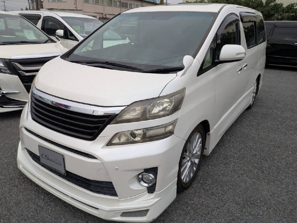 ヴェルファイア　２．４Ｚ　カスタムエアロ　ローダウン　サンルーフ　両自