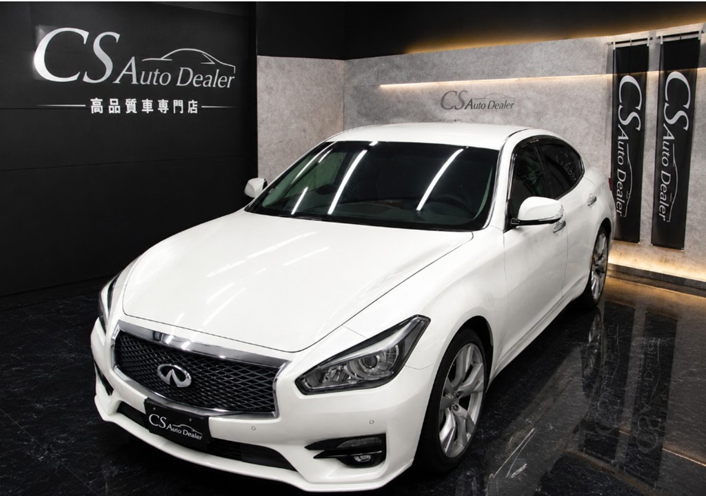 フーガ　３７０ＧＴ　タイプＳ　後期型　２０ＡＷ　アラウンドビュー