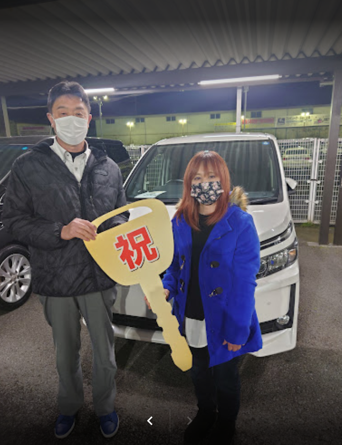 長野県よりヴォクシーを購入