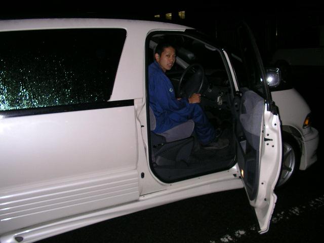 千葉県よりエスティマを購入