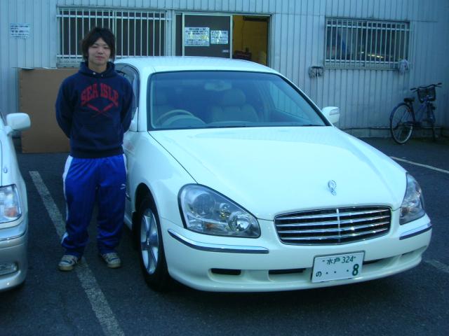 不明よりシーマを購入