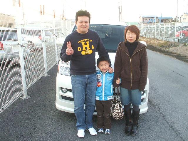 埼玉県よりヴォクシーを購入