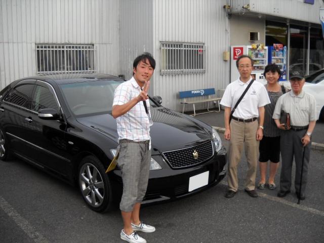 不明よりクラウンアスリートを購入